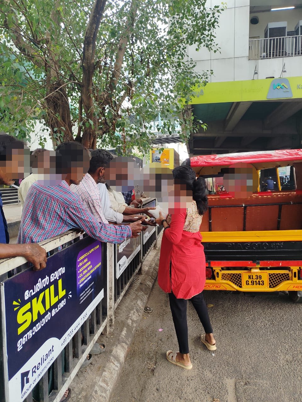 Serving 400 Beneficiaries Through Weekly Meal Distribution in Ernakulam